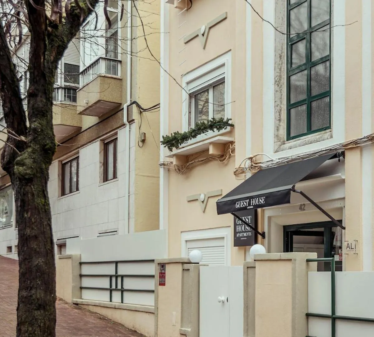 Amadora Flat 5 Apartment