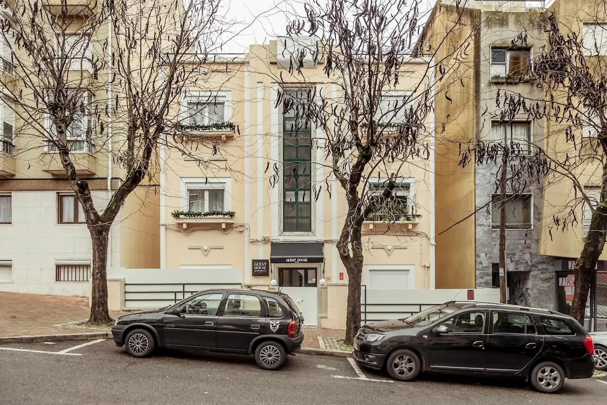 Amadora Flat 5 Apartment